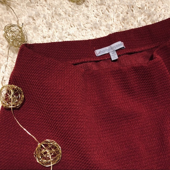 maroon skater skirt - Picture 3 of 4